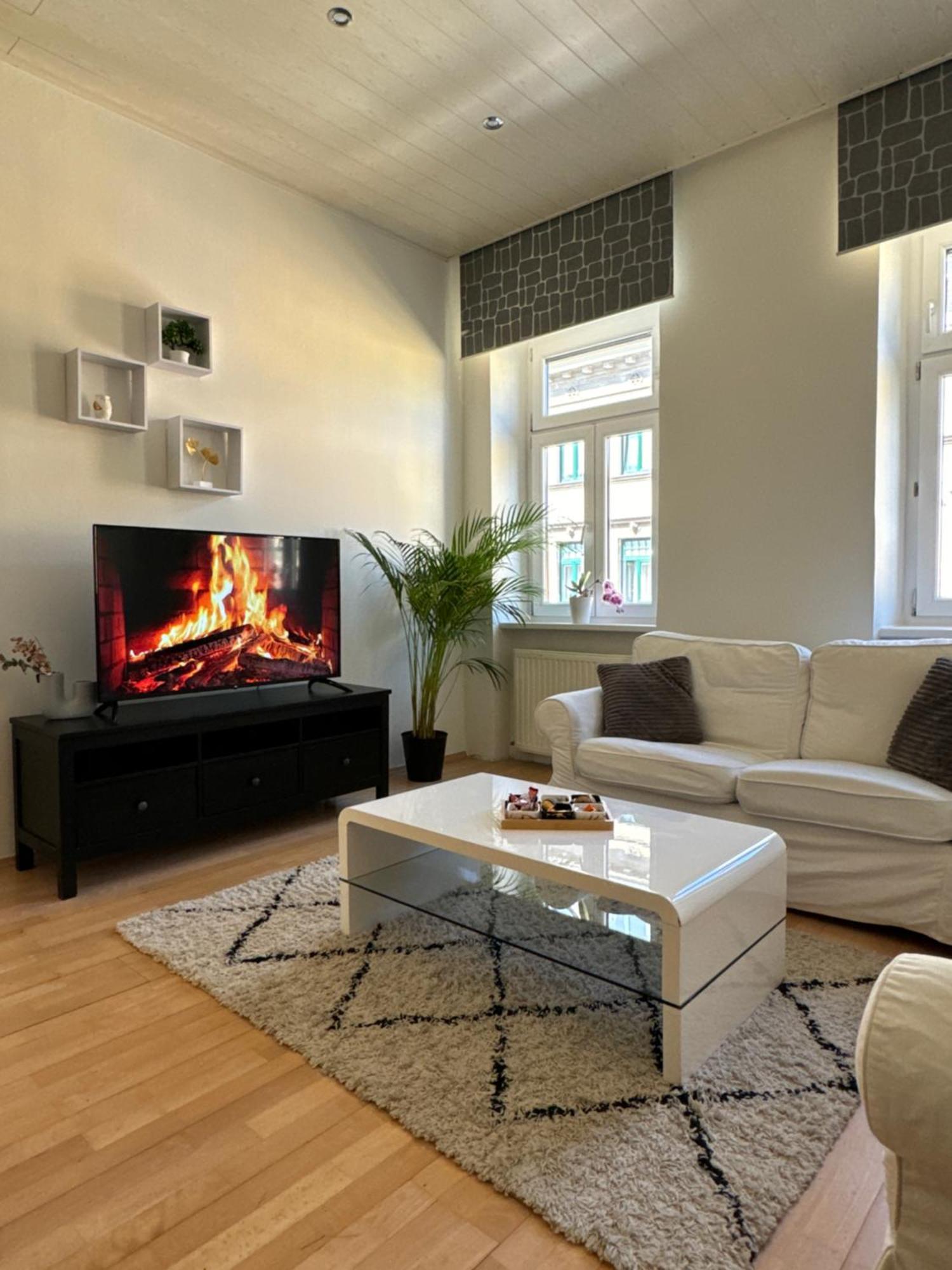 וינה Charmante Zentral Gelegene Wohnung מראה חיצוני תמונה